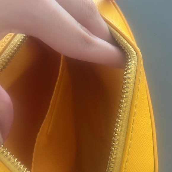 Tory Burch Emerson Yellow Crossbody - Picture 3 of 3